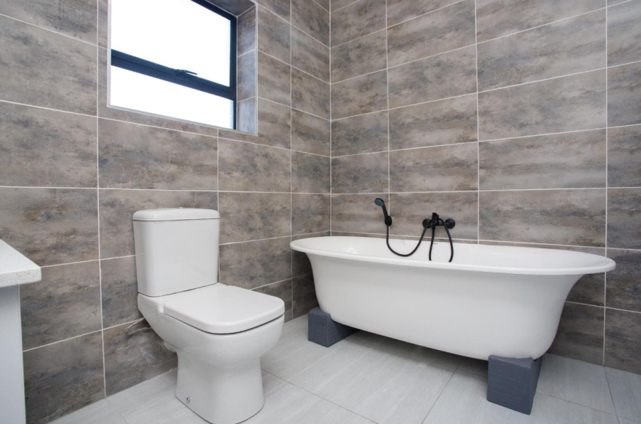 3 Bedroom Property for Sale in Island View Western Cape